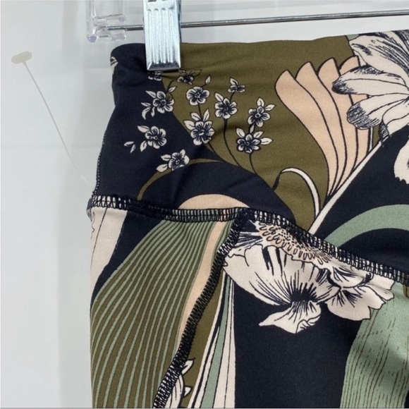 Free People Floral Women's Leggings - Picture 6 of 10